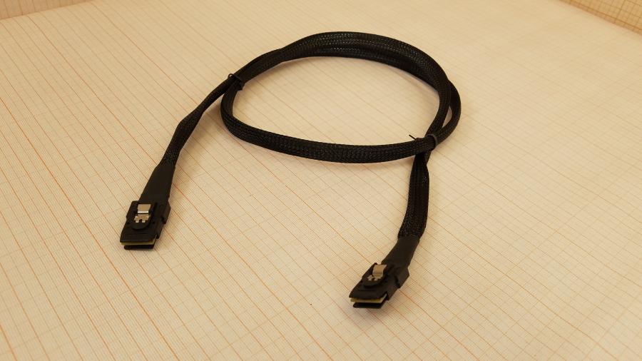 195-128-002 Кабель SFF  SFF8087-SFF8087 #1