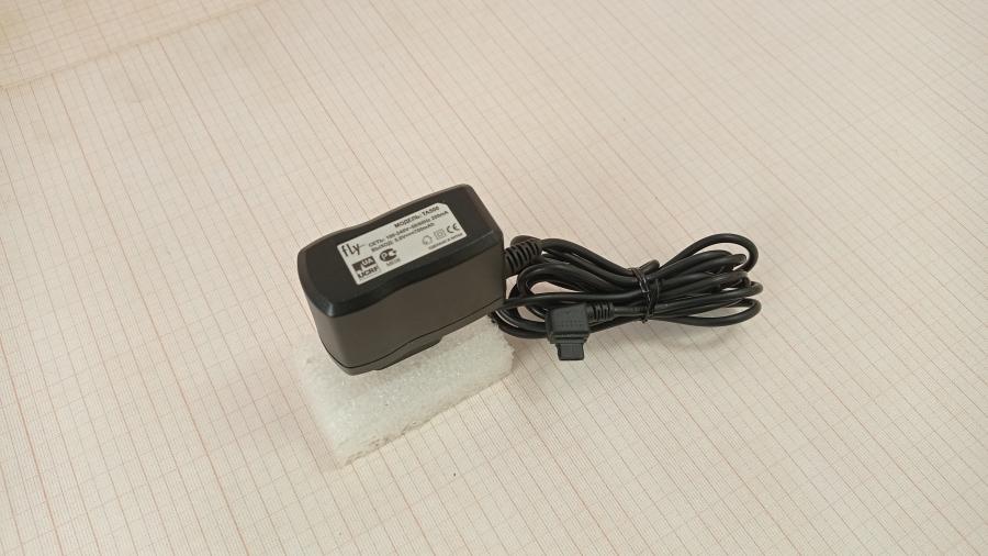 165-609-001 СЗУ для мобильных устройств Fly TA500 #1