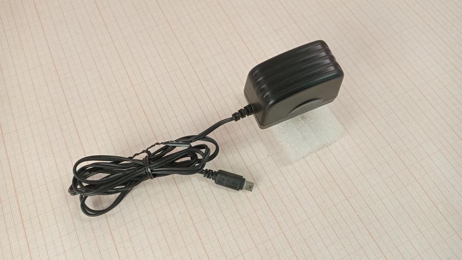 165-611-001 СЗУ для мобильных устройств Fly DSA-0051-05SC FEU 51055F #1