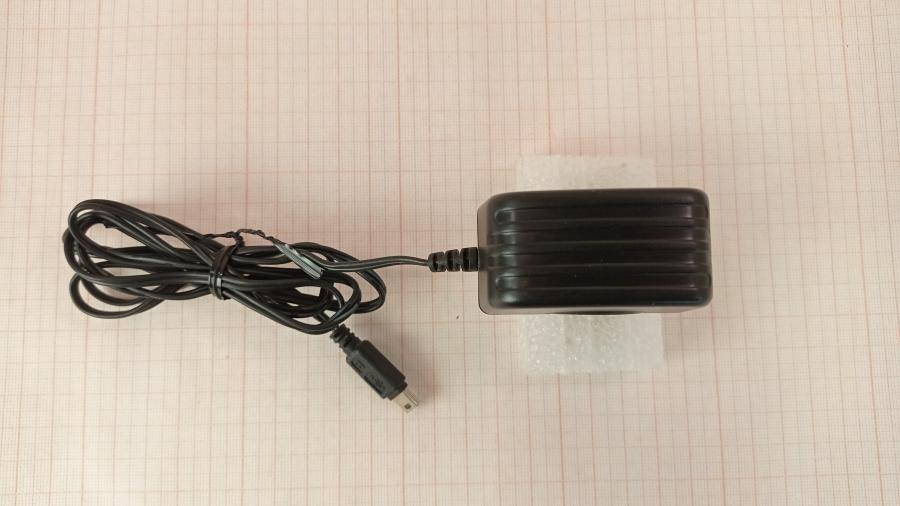 165-611-001 СЗУ для мобильных устройств Fly DSA-0051-05SC FEU 51055F #3