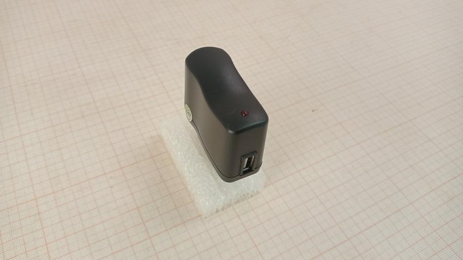 165-621-001 СЗУ для мобильных устройств  HNG050050E #1