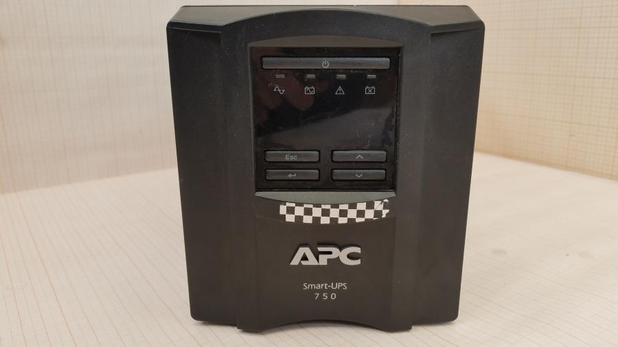 206-002-001 Источник бесперебойного питания APC Smart-UPS 750VA LCD #2
