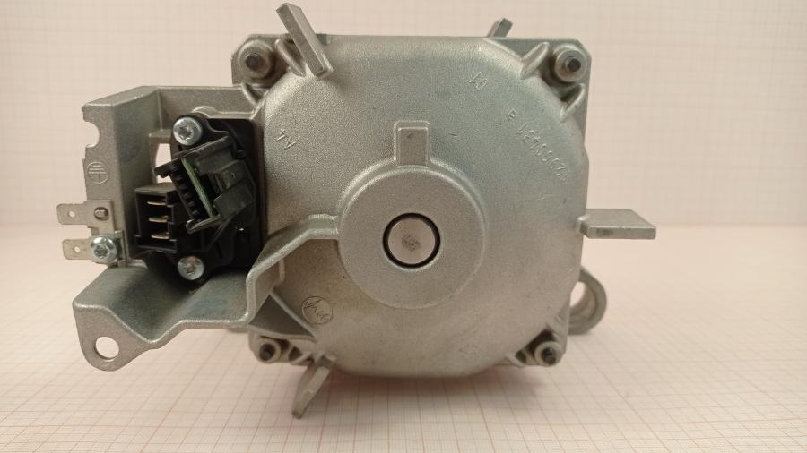 111-301-002 Двигатель для стиральной машины BOSCH 1BS6530-8AD #5