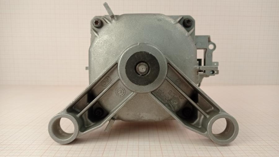 111-301-003 Двигатель для стиральной машины BOSCH 1BS6530-8AD #3