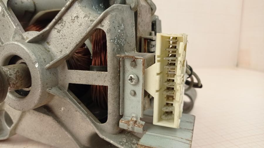 111-339-001 Двигатель для стиральной машины G&j Gj-2UA004B #8