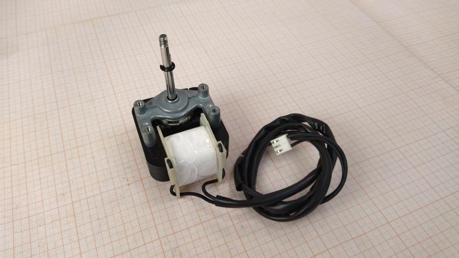 111-371-001 Двигатель вентилятора обдува  YJF6120A #1