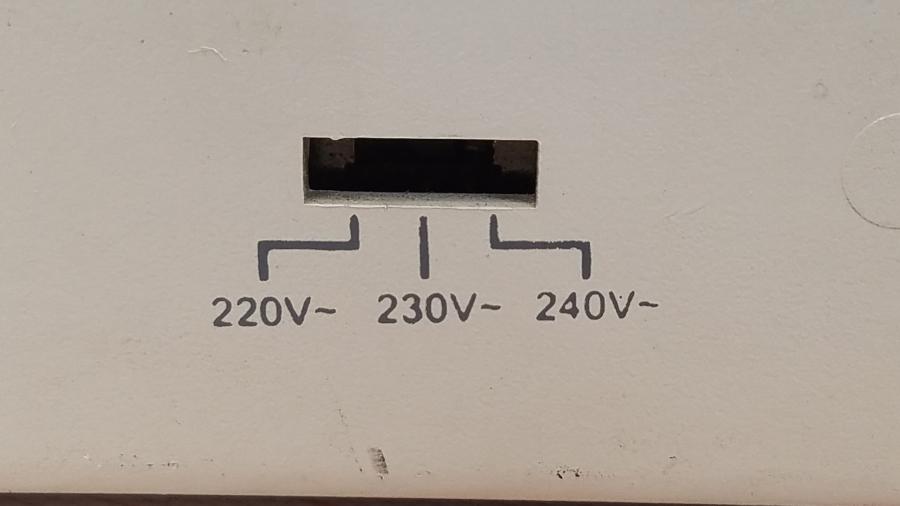 165-635-002 Стабилизатор напряжения APC Line-R 600 #5