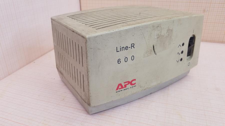 165-635-003 Стабилизатор напряжения APC Line-R 600 #1