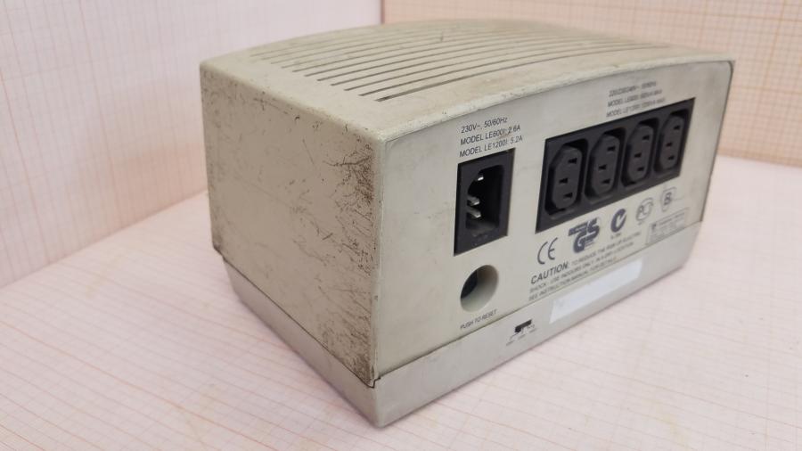 165-635-003 Стабилизатор напряжения APC Line-R 600 #3