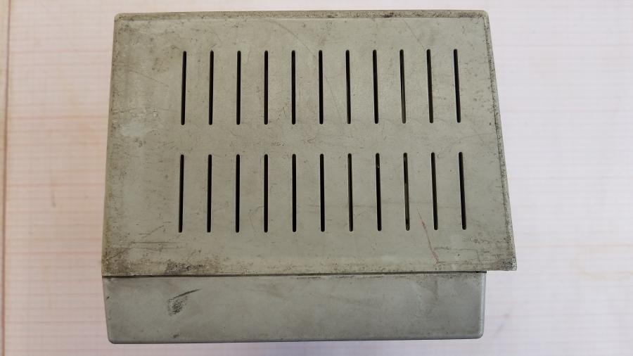 165-635-003 Стабилизатор напряжения APC Line-R 600 #7