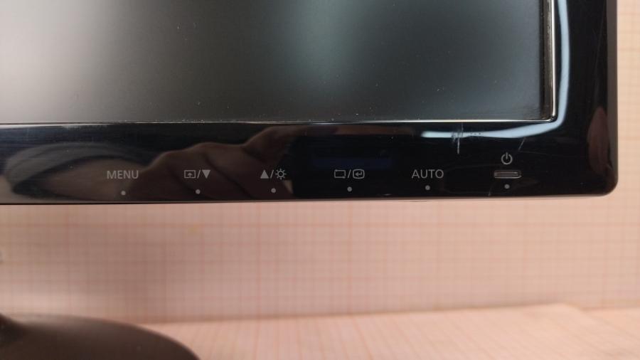 210-020-001 Монитор ЖК SAMSUNG S19A300N #3