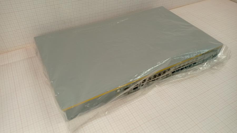 164-021-001 Коммутатор управляемый Allied Telesyn AT-8000S/24 #1