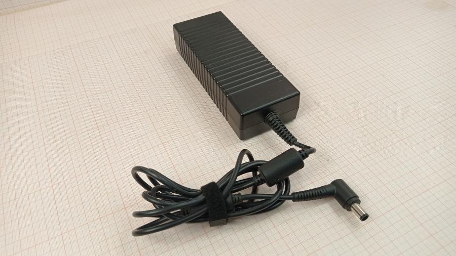 111-606-001 БП для ноутбука DELTA ADP-135FB F #1