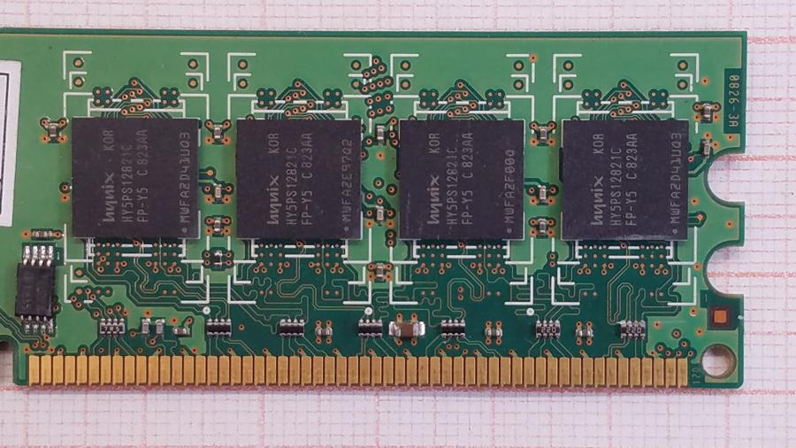 210-048-001 DDR2 DIMM HYNIX HYMP512U64CP8-Y5 #3