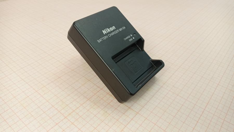 111-753-001 СЗУ для фотоаппарата NIKON MH-24 #1
