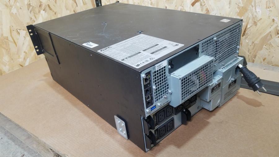 209-001-003 Источник бесперебойного питания APC Smart-UPS SRT 10 kVA #8