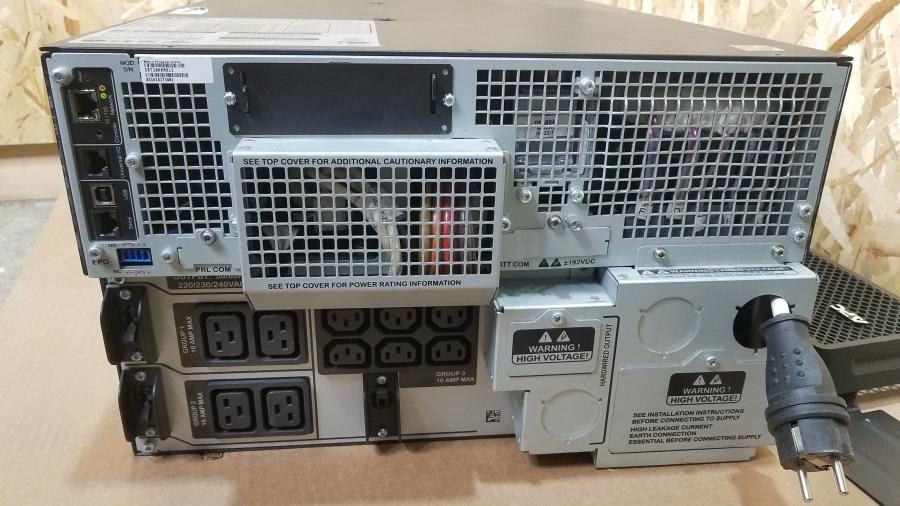 209-001-003 Источник бесперебойного питания APC Smart-UPS SRT 10 kVA #9