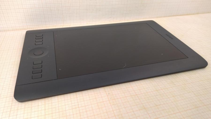 149-312-002 Графический планшет WACOM Intuos Pro Medium PTH-651 #1