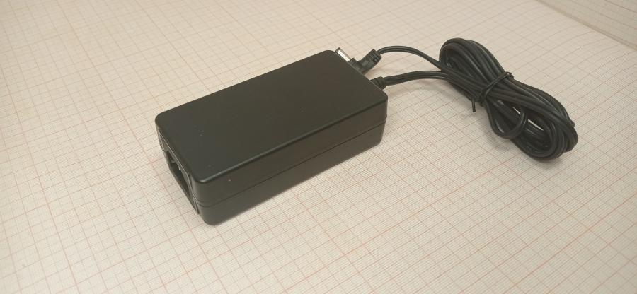 111-852-001 БП для IP телефона CISCO EADP-18VB B #1