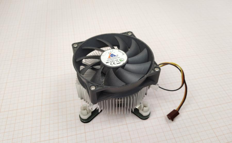 165-651-001 Cooler <775> GLACIAL TECH Igloo 5056 #1