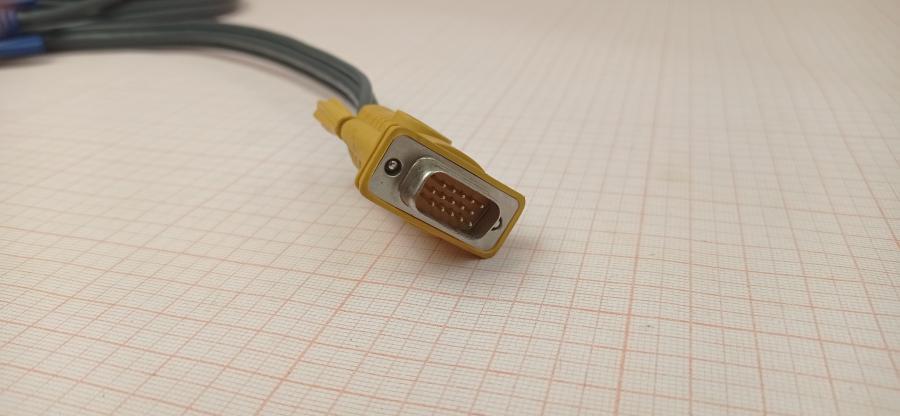 111-864-001 Кабель KVM ATEN 2L-5203P #5