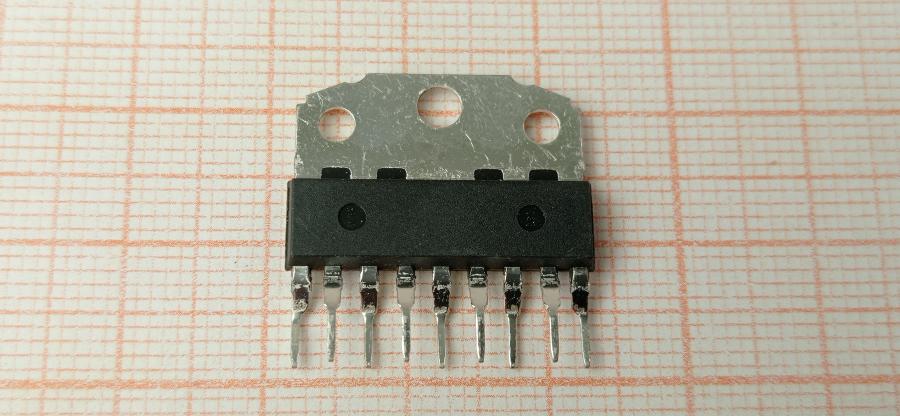 066-098-001 Видео-усилитель NXP Semiconductors TDA6108JF #2