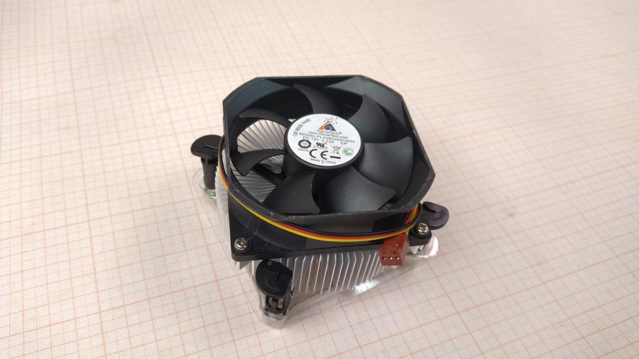 128-049-001 Cooler <775> GLACIAL TECH Igloo 5058 #1