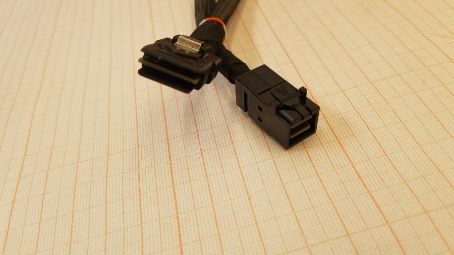 195-162-001 Кабель SFF Adaptec CBL-00117-02-A-R #3