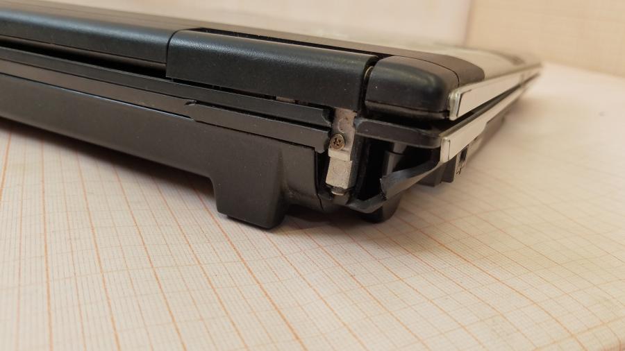 089-182-002 Ноутбук ASUS Z53S #8