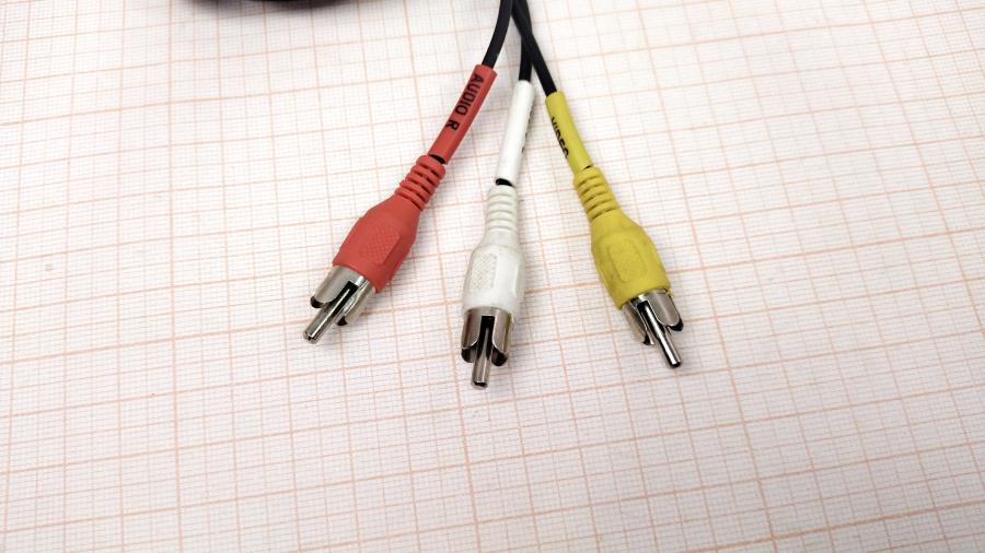 111-919-001 RCA video cable  1.2m/SCART-3RCA #2