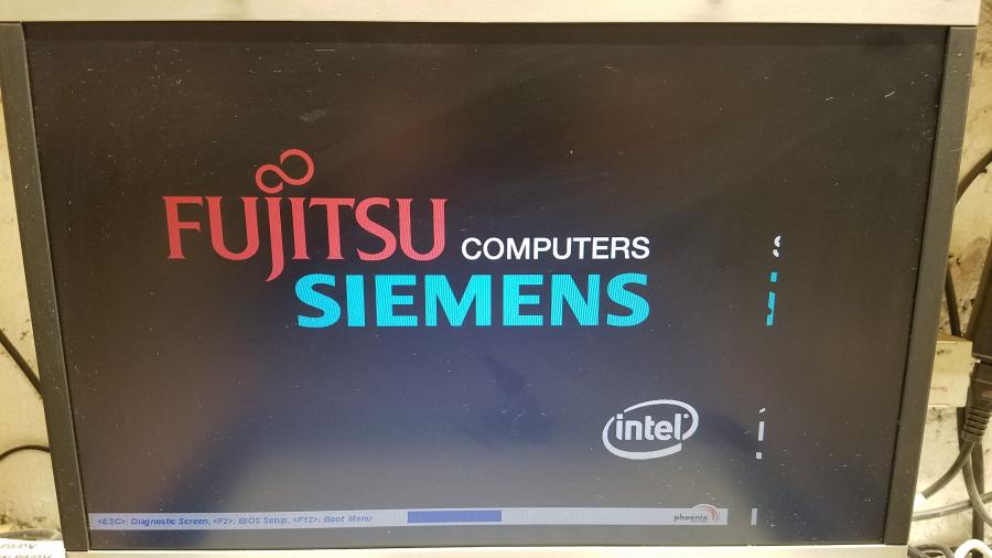 088-073-001 Ноутбук FUJITSU-SIEMENS AMILO Pro V3505 #3