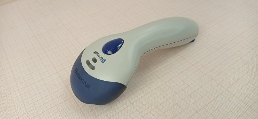 040-003-001 Сканер штрих-кода Metrologic MS9535 VoyagerBT #1