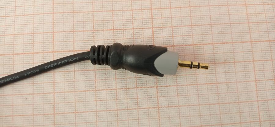 165-822-001 Кабель интерфейсный  0.5m / Jack 3.5 #4