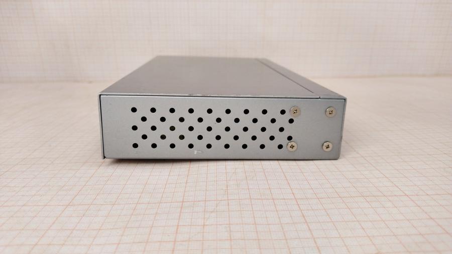 177-087-001 Коммутатор неуправляемый Lantech FE-1600 #7