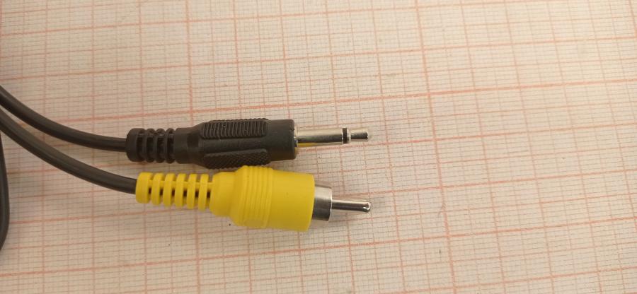 165-832-001 Кабель интерфейсный  1m / Jack 3.5-RCA #3