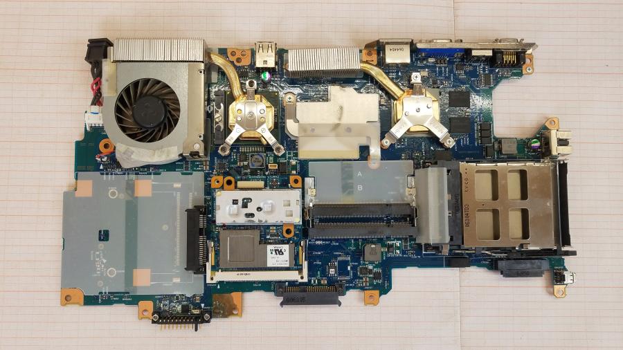 088-031-002 Ноутбук TOSHIBA QOSMIO F30-141 #14