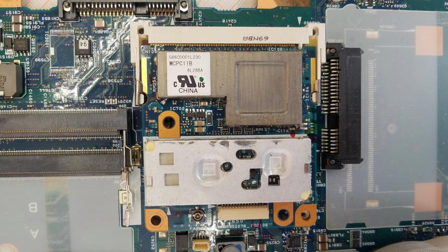 088-031-002 Ноутбук TOSHIBA QOSMIO F30-141 #17