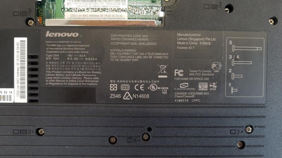 113-028-003 Ноутбук IBM ThinkPad R51e #11