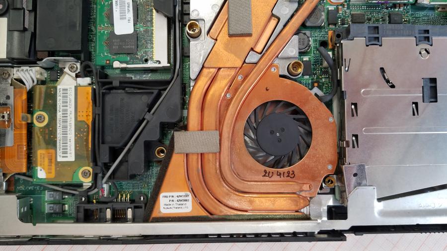 113-028-003 Ноутбук IBM ThinkPad R51e #15