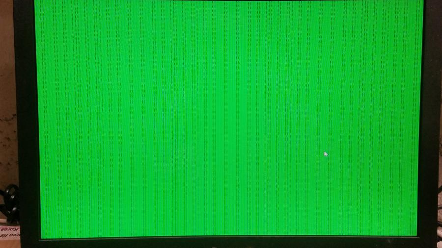 089-098-001 Ноутбук TOSHIBA QOSMIO F30-141 #4