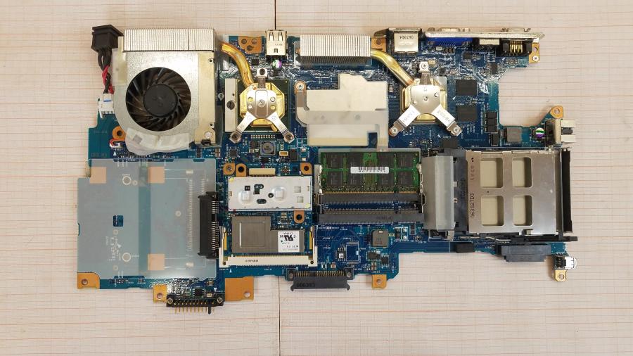 089-098-001 Ноутбук TOSHIBA QOSMIO F30-141 #18