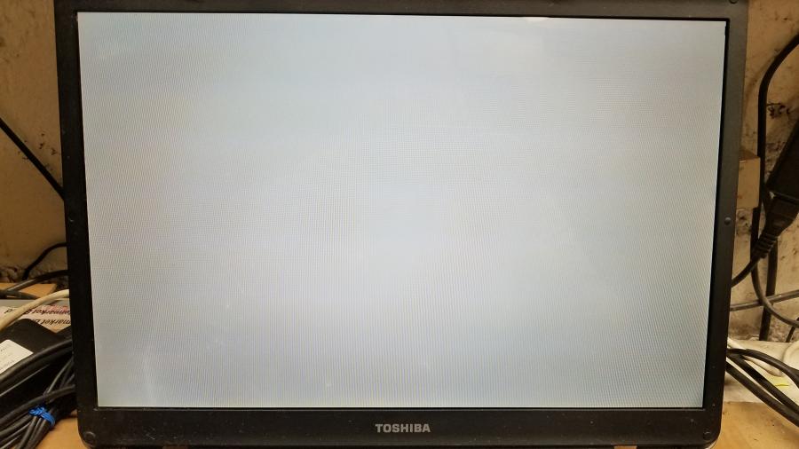 089-090-002 Ноутбук TOSHIBA SATELLITE A100-233 #3