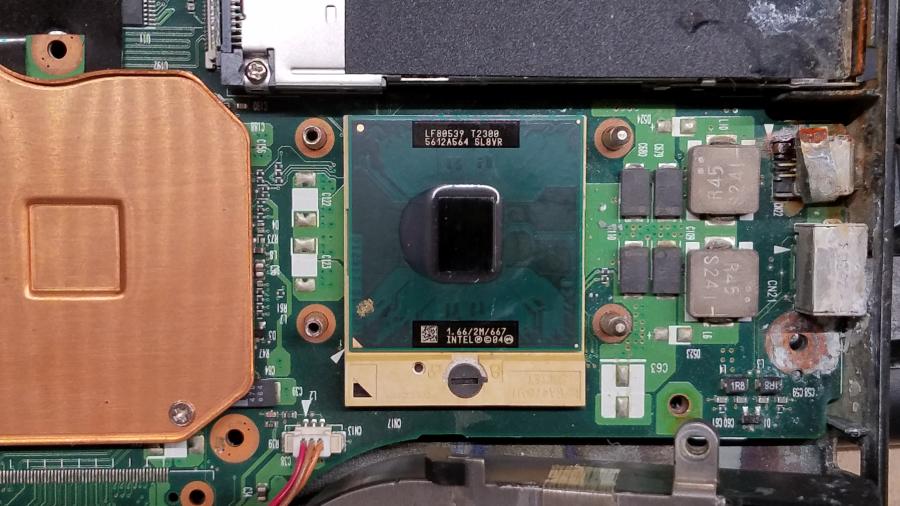 089-090-002 Ноутбук TOSHIBA SATELLITE A100-233 #29