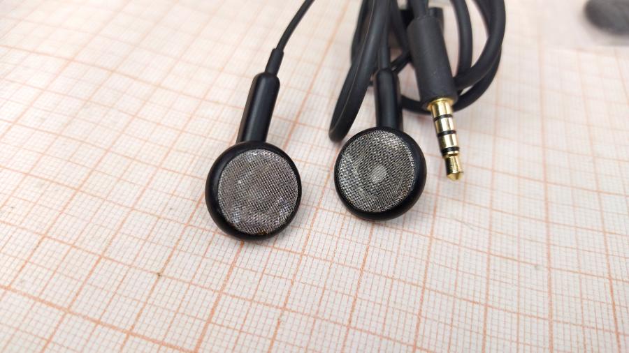 173-215-001 Смартфон HTC HD mini T5555 #17