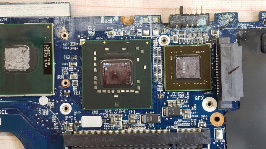 089-138-001 Ноутбук SAMSUNG NP-Q70AV02 #29