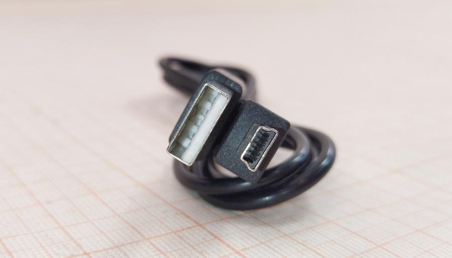 088-656-001 Кабель mini-usb  USB A (M) - Mini-USB (M) 0.8m #3