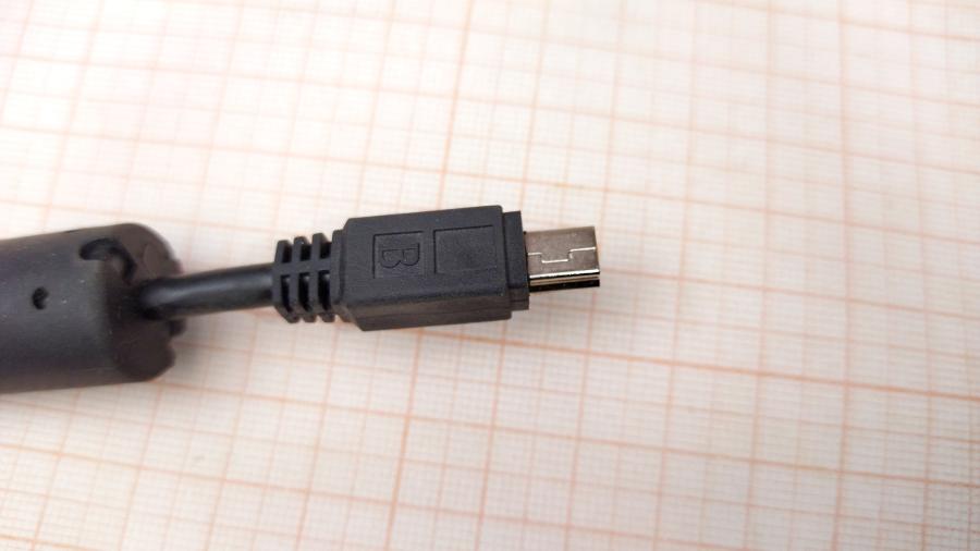 088-658-002 Кабель mini-usb  USB A (M) - Mini-USB (M) 0.5m FB #4