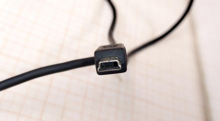 088-663-001 Кабель mini-usb  USB A (M) - Mini-USB (M) 1.2m #5