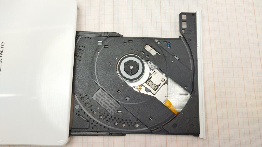 088-689-001 Внешний привод CD/DVD HITACHI-LG DATA STORAGE GP60NW60 #7