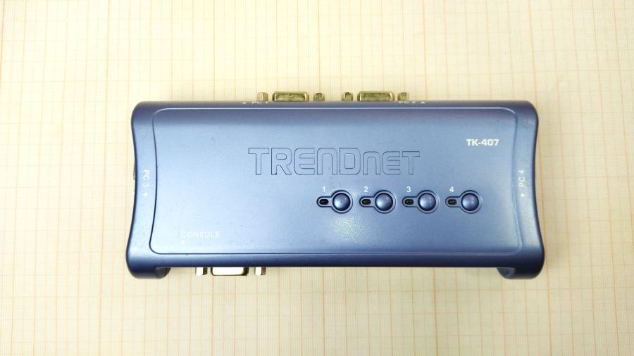 088-698-001 Свитч KVM TRENDnet TK-407 #2